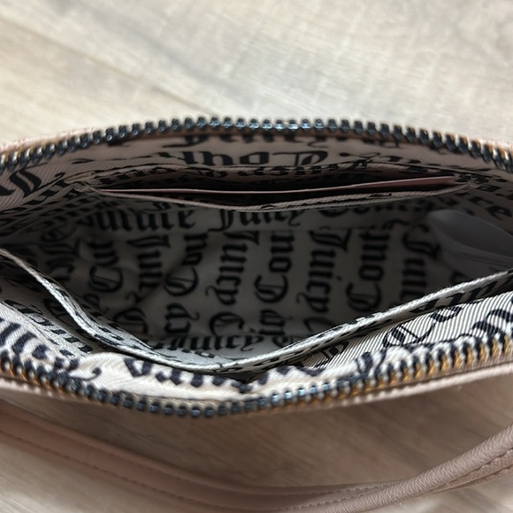Juicy Couture Flawless Mini tan Wristlet Purse new without tags - Picture 9 of 12